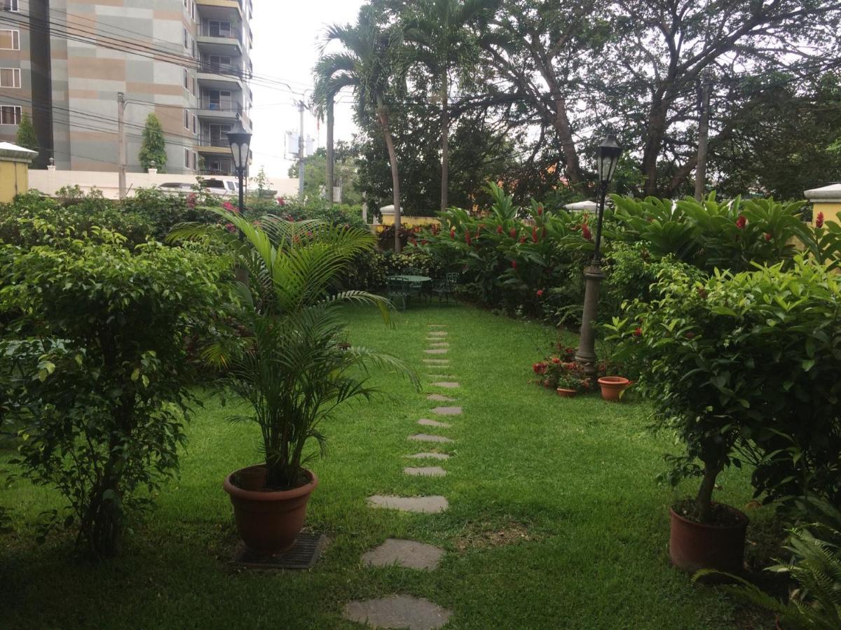 San Benito Apartamento Para 6 San Salvador Buitenkant foto